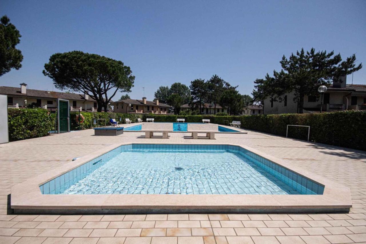Holiday home Porto Santa Margherita 40296 Exterior foto